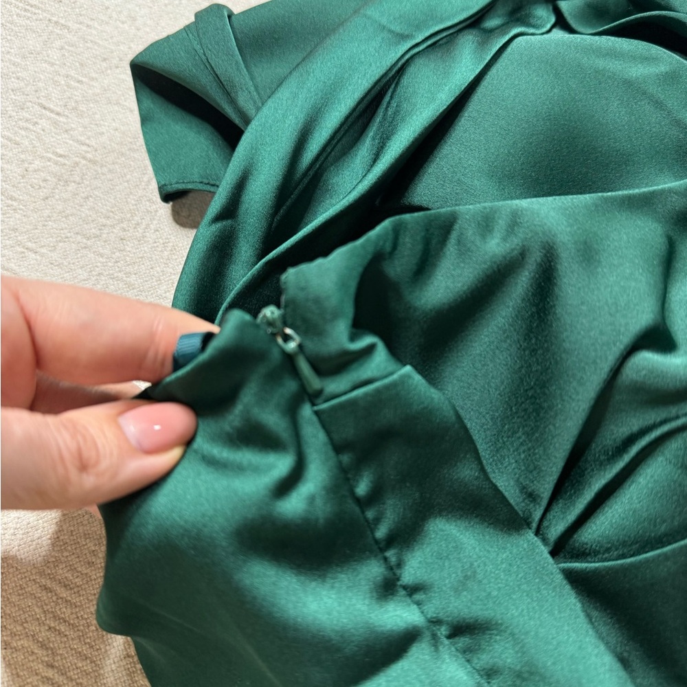 Fame and Partners Green Satin Maxi Gown Dress 8 - Picture 6 of 7